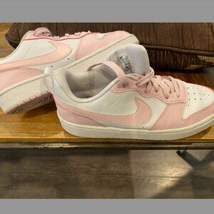 Big Girls Court Borough Low Recraft Casual Sneakers sz 6 youth, pink/white